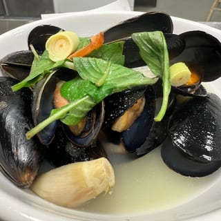 Steamed Mussels